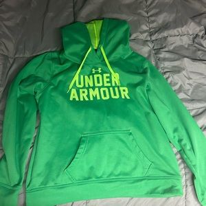 Large. Green. Under Armour sweatshirt. Gently worn